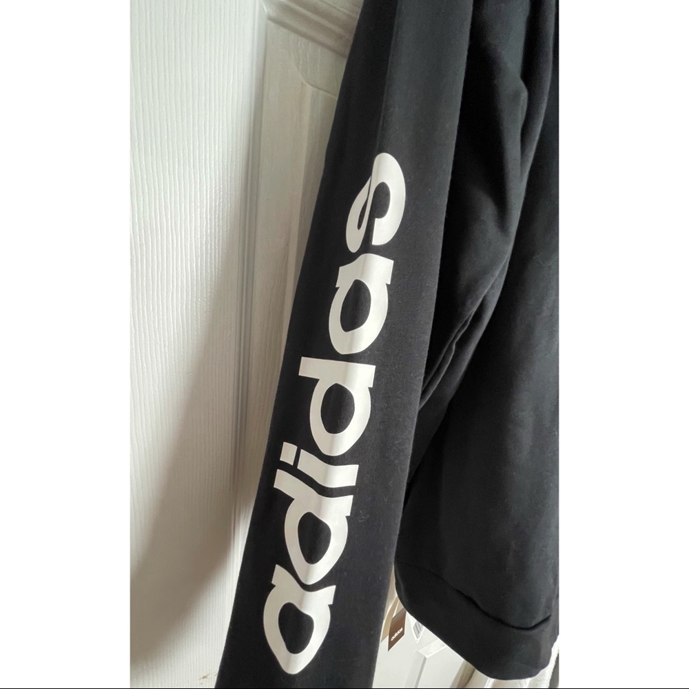 *NWT ADIDAS HOODIE BLACK XL- unisex XL